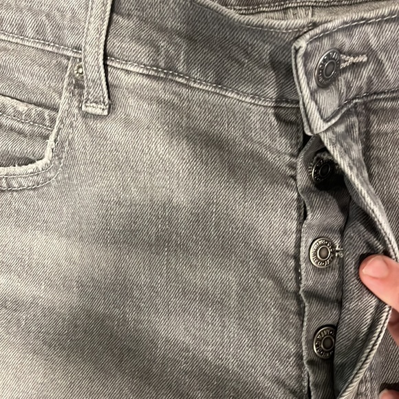 OldNavy sky-hi straight extra high rise size 18 button fly - Picture 3 of 8